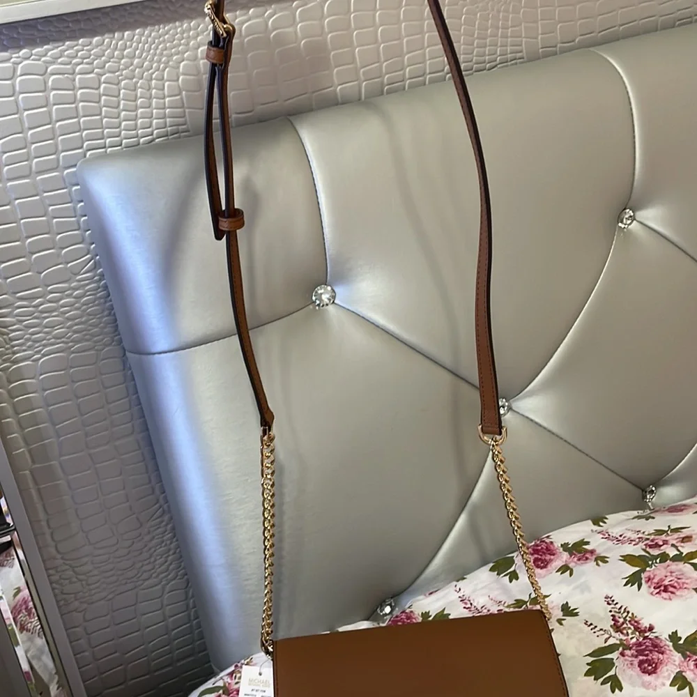 🤎Michael Kors 🤎Large Wallet on a Chain/Brown - Picture 10 of 16